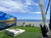 Ocean Side Harbour Paradise Apartment