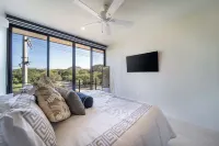 Centrally located with private rooftop terrace and private plunge pool!