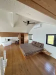Big Pink:mid-century modern 2bedroom oceanfront home on cliffs of Gregory Town Hoteles cerca de Eleuthera Pineapple Farm Tours