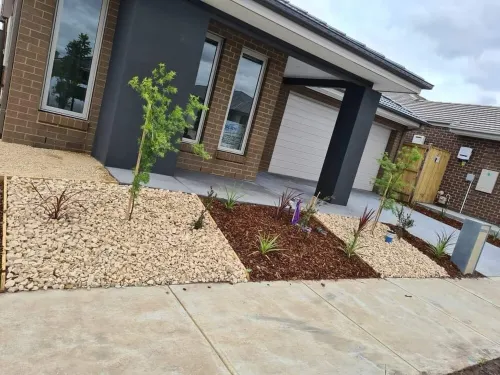 Cosy beautiful modern house close public transport and shopping mall Hotels in Wyndham Vale