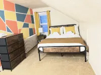 Peaceful home away from home in Hazleton PA. Close to many attractions. Hazleton Shopping Center附近的飯店