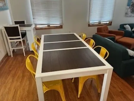 Barbee Lake Big House!  Sleeps 14+ Game Garage!  Pier and Dock to Barbee!