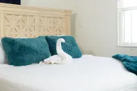 La Vue de Basseterre - Luxurious, private, one bedroom apartment in Bird Rock Hotels in 