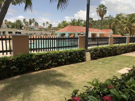 Spacious apartment with sea views, everything you need to spend your vacations.