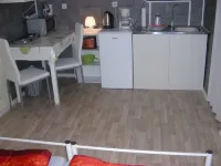 Small holiday apartment next to Fulda Rhön Vogelsberg good central location Hesse up to 2 persons Hotels in Kunzell