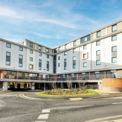 Premier Inn Tiverton Hotels near Tiverton Castle