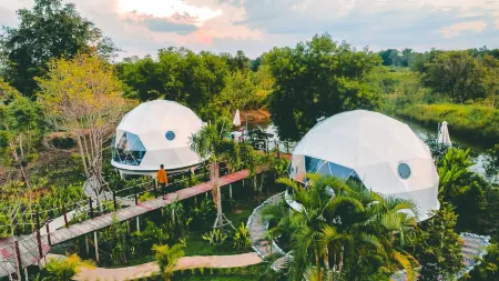 Nakara Villas & Glamping Udon Thani