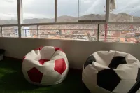 APARTAMENTO PENTHOUSE  DE 350 M2, CON VISTA PANORAMICA DE LA CIUDAD.