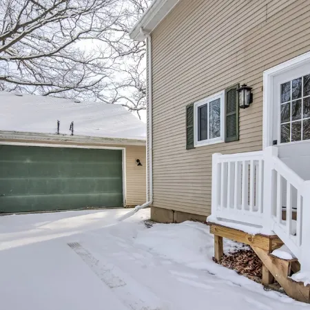 This newly renovated house has 4 bedrooms & 2 bathrooms in Clarklake Michigan.