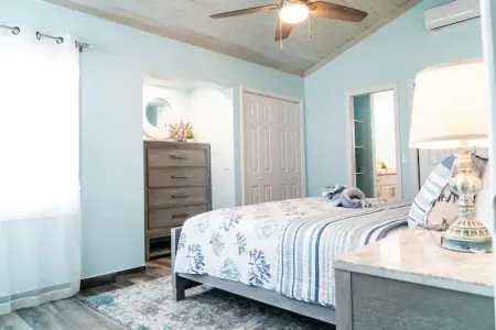 Whispering Palms - Pool View - Ocean Villas 922