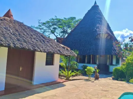 Diani Beach,  Luxury Cottage