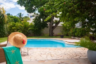 Authentic Mauritian Lifestyle Located on the beach Hotels in Albion