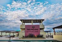 2bed, 2bath - 3 mins drive to Pickleball & Beach Отели рядом с достопримечательностью «Парк Ла Лагуна»
