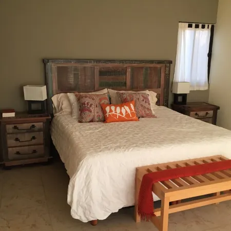 Casa Del Mar - Santa Fe Inspired Home With Gracious Mediterranean Style Living