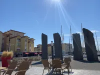 Studio Gruissan plage wifi piscine, clim, parking, équipée 4 pers, RDC, terrasse sud