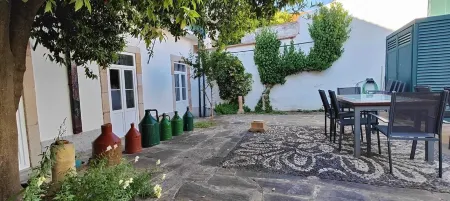 Casa Da Avo - Turismo de Habitacao Отели в г. Торре-де-Монкорву