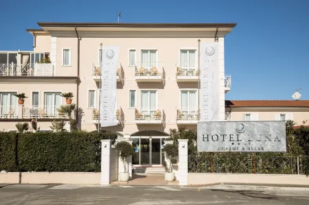 Hotel Luna
