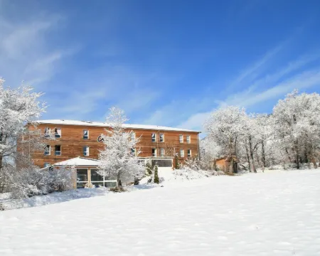 Ax'Hôtel Hôtels à : Chorges