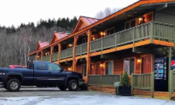 Moose Mountain Inn فنادق في 