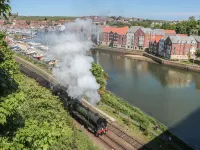 Premier, Transit & Lady Hilda Engine Shed Hotel di Sleights