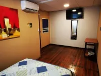Toucan Hostel Hotels in Rio Segundo