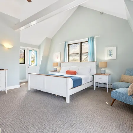 The Lighthouse Inn & Suites