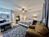 The Mount Vernon Inn Hotels in Mount Vernon