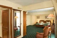 Schlosshotel Schkopau - parking