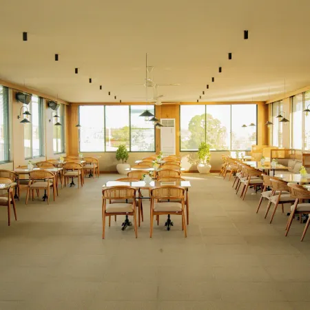 New Amaan Hotel