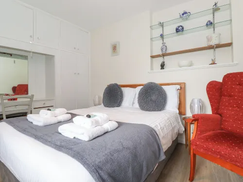 Jakanori Hotels in Staveley