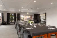 Centennial Court Hotel