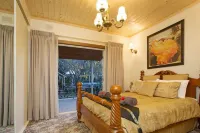 Hahndorf House B&B Hotels near Hahndorf Village