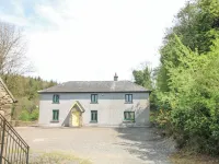 Coffeys Hotels near Sallyfort Mini Farm