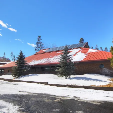 732b Meadow Creek 2 Bedroom Townhouse by RedAwning