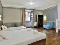 Logis Hotel Auberge Dupuytren Hotels in Haute-Vienne