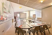 Cit'Hotel du Circuit Hotel a Imphy