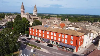 Hôtel le Rempart Hotel a Tournus