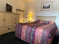 Surrey Motel Hotels in Fall River Township