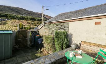 Miners Cottage - Housity
