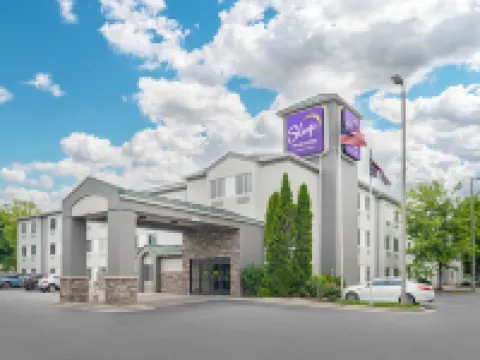 Sleep Inn & Suites at Concord Mills Hotels in Concord