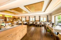 Wohlfühlhotel Berg Heil Hotels in Steeg