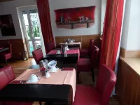 Central Hotel Friedrichshafen - breakfast