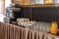 Hotel Slovan Plzen - Bữa sáng