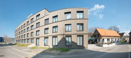 Hotel One66 (Free Parking Garage) Отели в г. Херизау