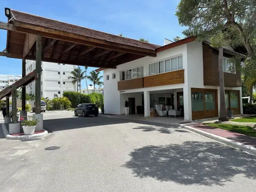 Playa Turquesa, BEACH FRONT Hotel di El Cortecito