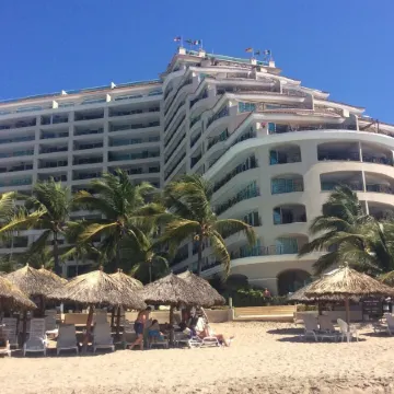 Oceanfront, Beach, Luxury Bay View 10th Floor Condo