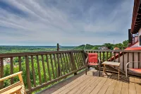 Burkesville Apt w/ Deck, Views & Pool Access! - Wifi