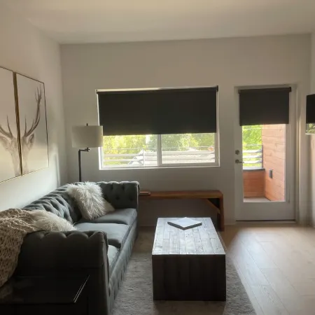 Your Bozeman Basecamp: Comfortable Condo in the Perfect Downtown Location