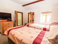Maestyddyn Farm House Hotels in Corwen