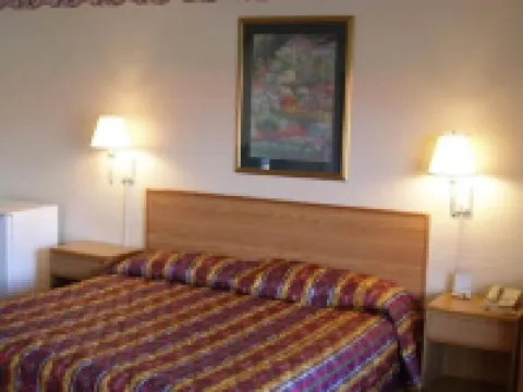 Red Carpet Inn Starke Hotels in Starke